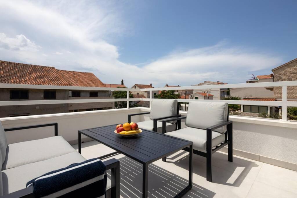 Holiday In Bol **** Green Apartment Екстериор снимка